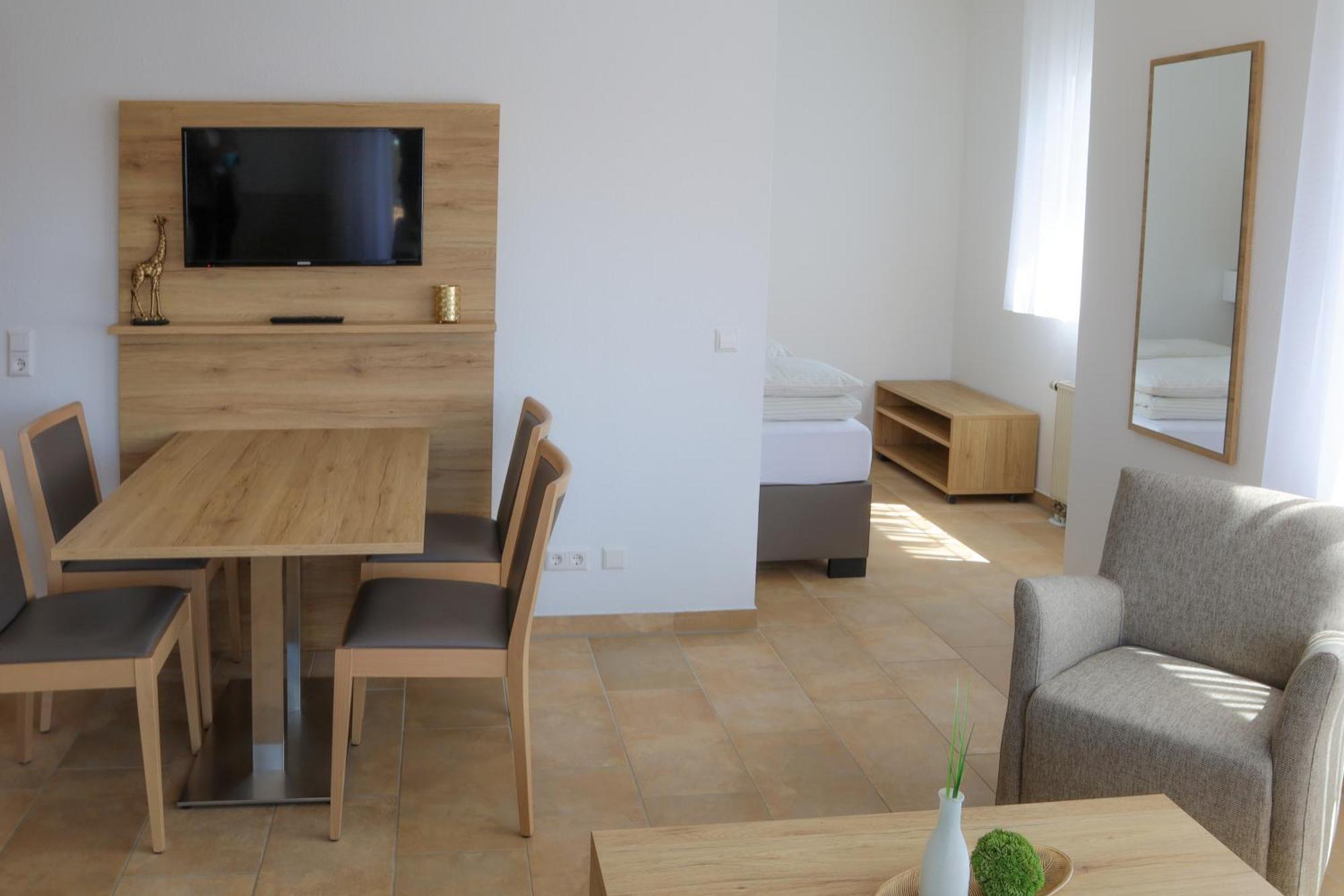 Hotel Adler Nattheim Kültér fotó